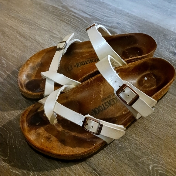 Birkenstock Shoes - Mayari Birkenstock sandals size  39